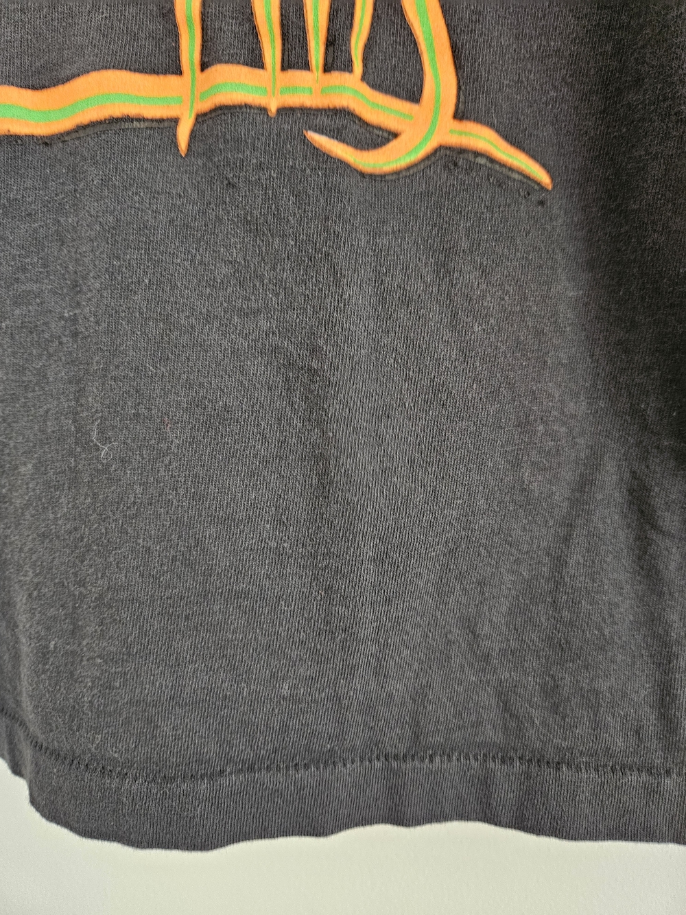 Vintage Can't Touch This Shirt Large Crop Top MC Hammer Single Stitch 80s - Picture 4 of 5